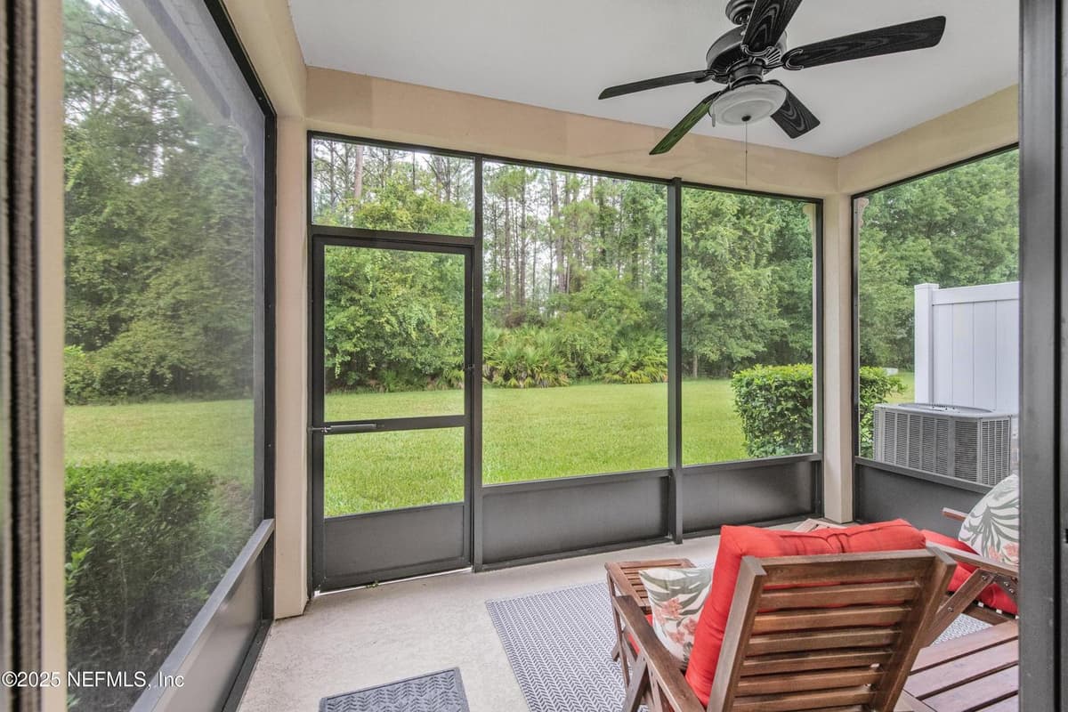 3765 CASITAS Drive, Jacksonville, FL 32224 2