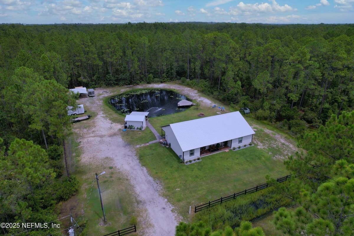 117 DIXIE Street, Palatka, FL 32177 2
