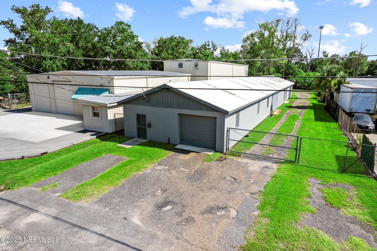 5044 W EDWARD Street, Jacksonville, FL 32254 2