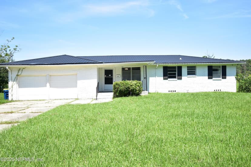 3037 RIBAULT SCENIC Drive, Jacksonville, FL 32208