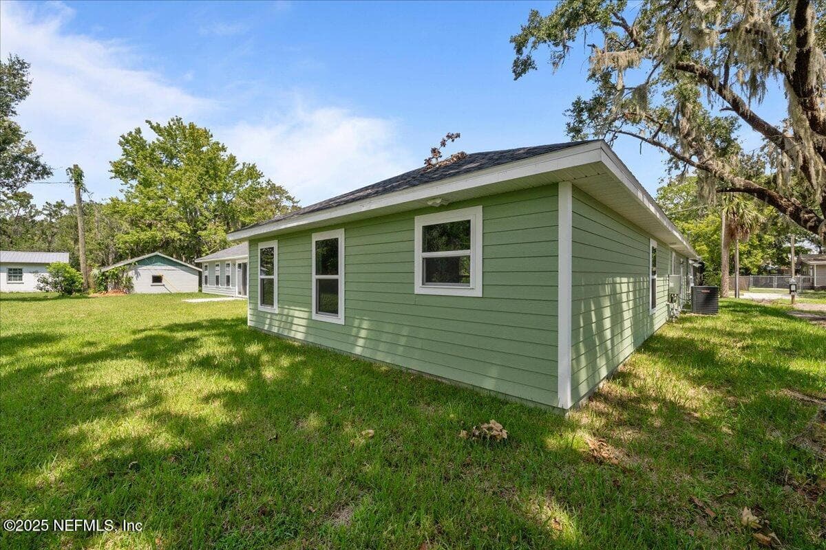 306 S 14TH Street, Palatka, FL 32177 3