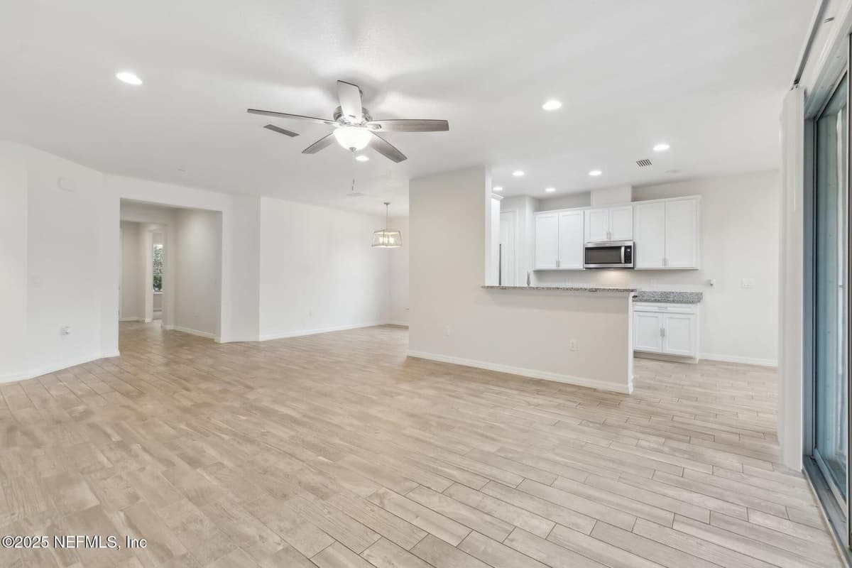 23 LAKEFRONT Lane, St. Augustine, FL 32095 3