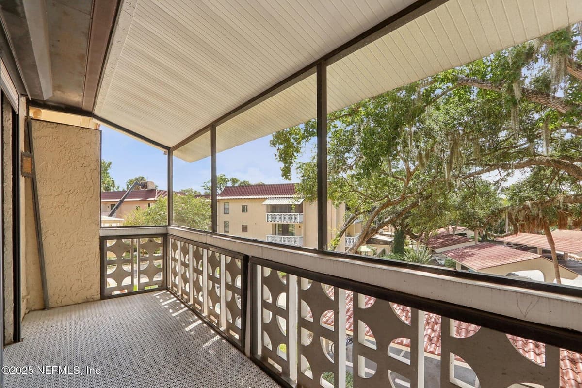 1810 SEVILLA Boulevard W 307, Atlantic Beach, FL 32233 3