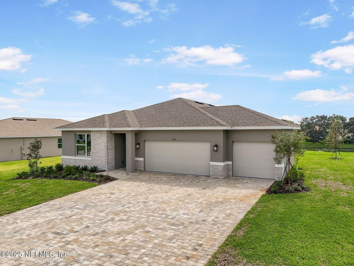 9156 PLAYERS Drive, Weeki Wachee, FL 34613 2