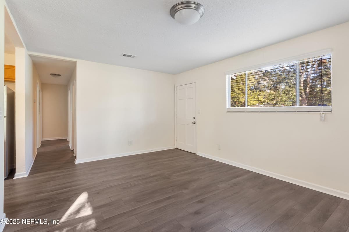 6812 GOLDILOCKS Lane, Jacksonville, FL 32210 3