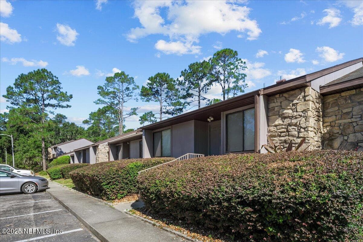 3726 NW 53RD Road, Gainesville, FL 32653 3