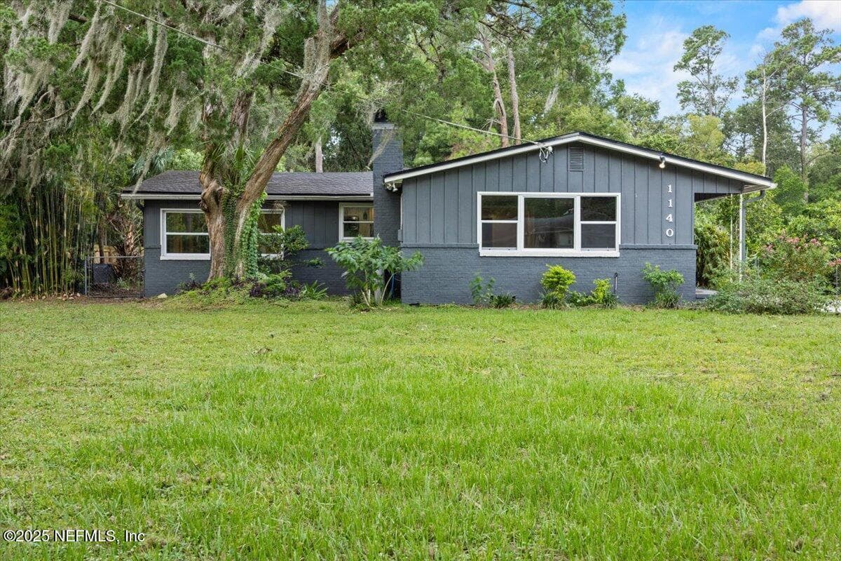 1140 HICKMAN Road, Jacksonville, FL 32216
