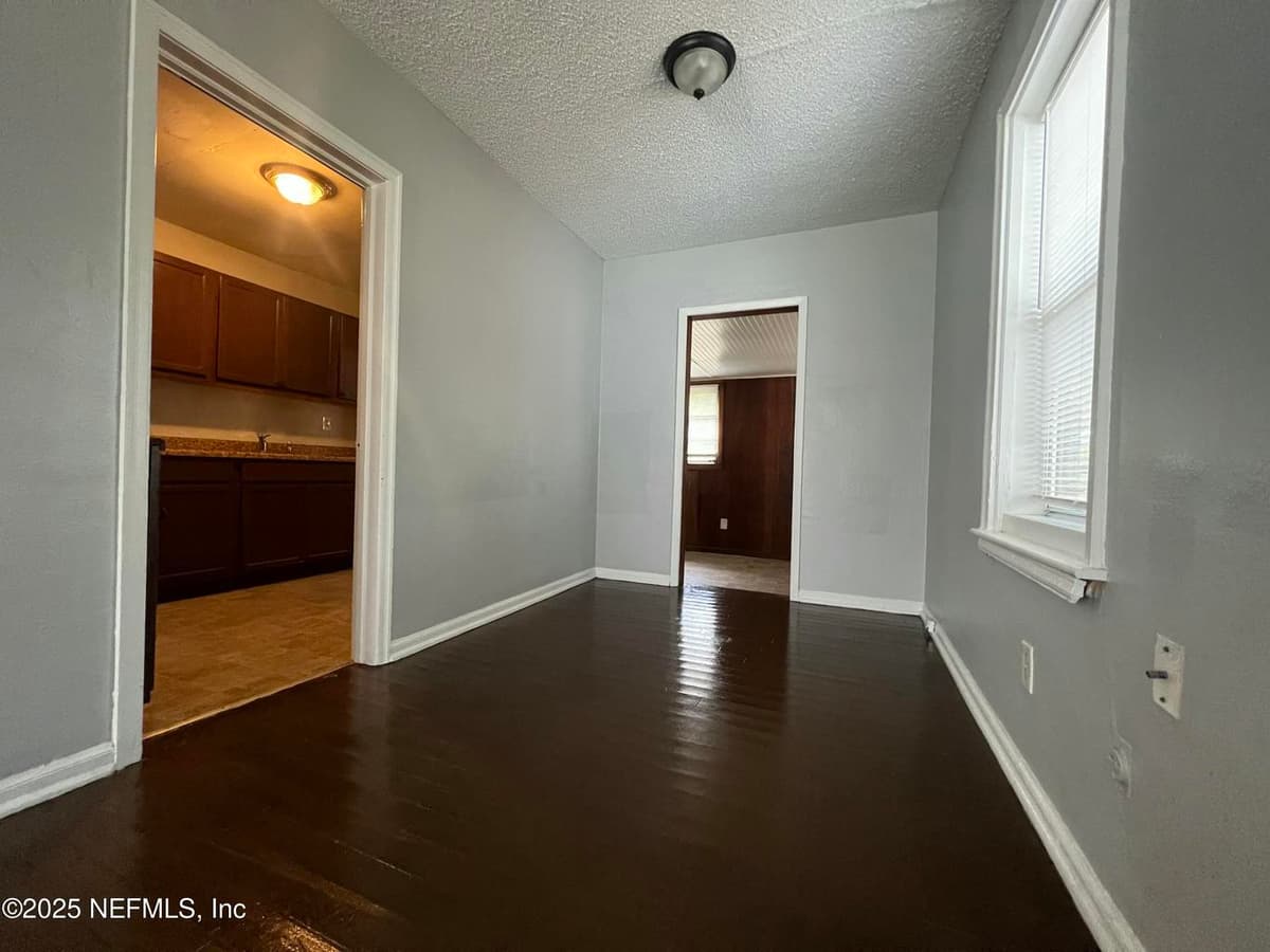 1023 BRANDYWINE Street, Jacksonville, FL 32208 2