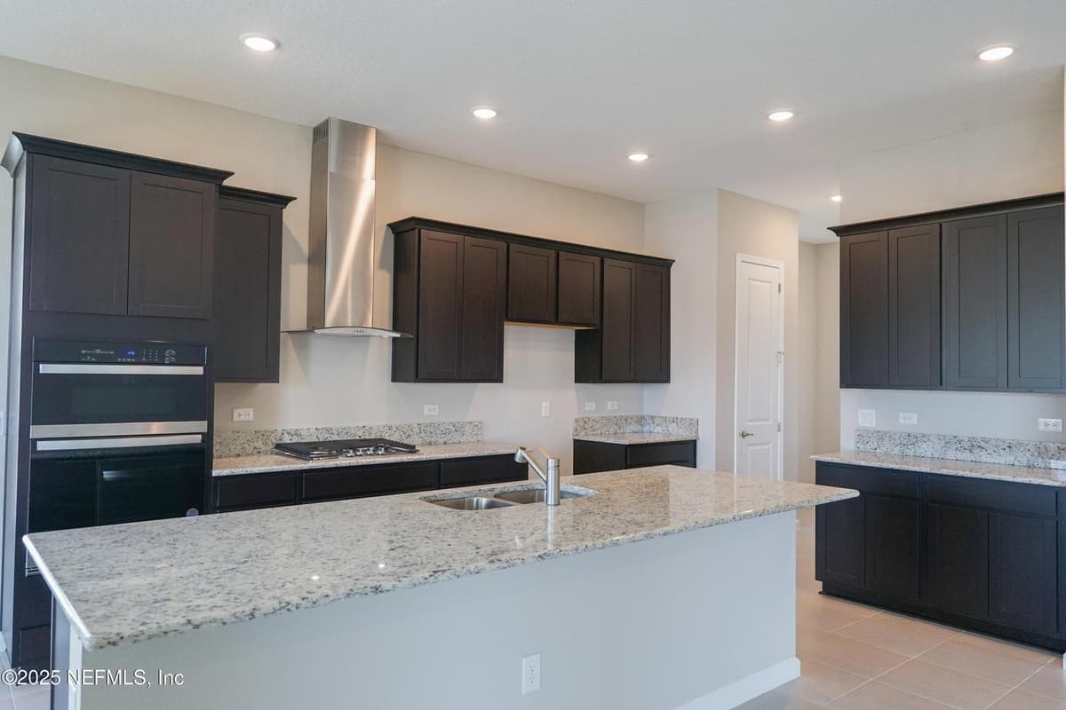 33 REVERIE Drive, Palm Coast, FL 32137 2