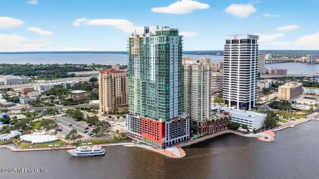 1431 RIVERPLACE Boulevard 2501, Jacksonville, FL 32207 2