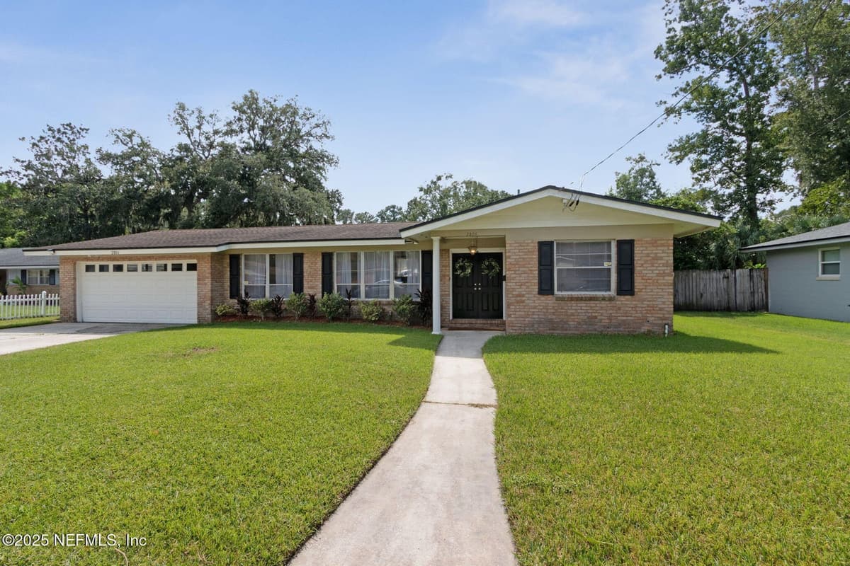 2806 ANNETTE Circle, Jacksonville, FL 32216 2