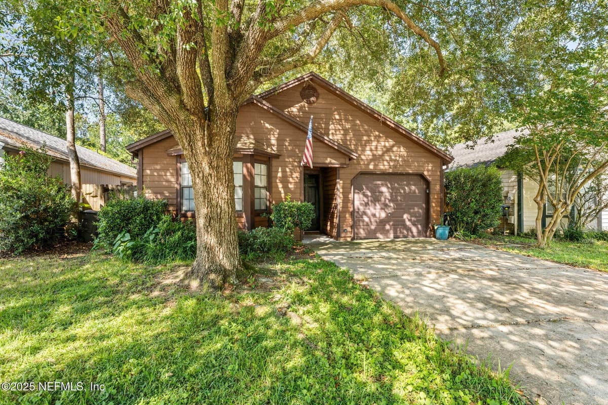 1840 YUKON Court, Middleburg, FL 32068 2