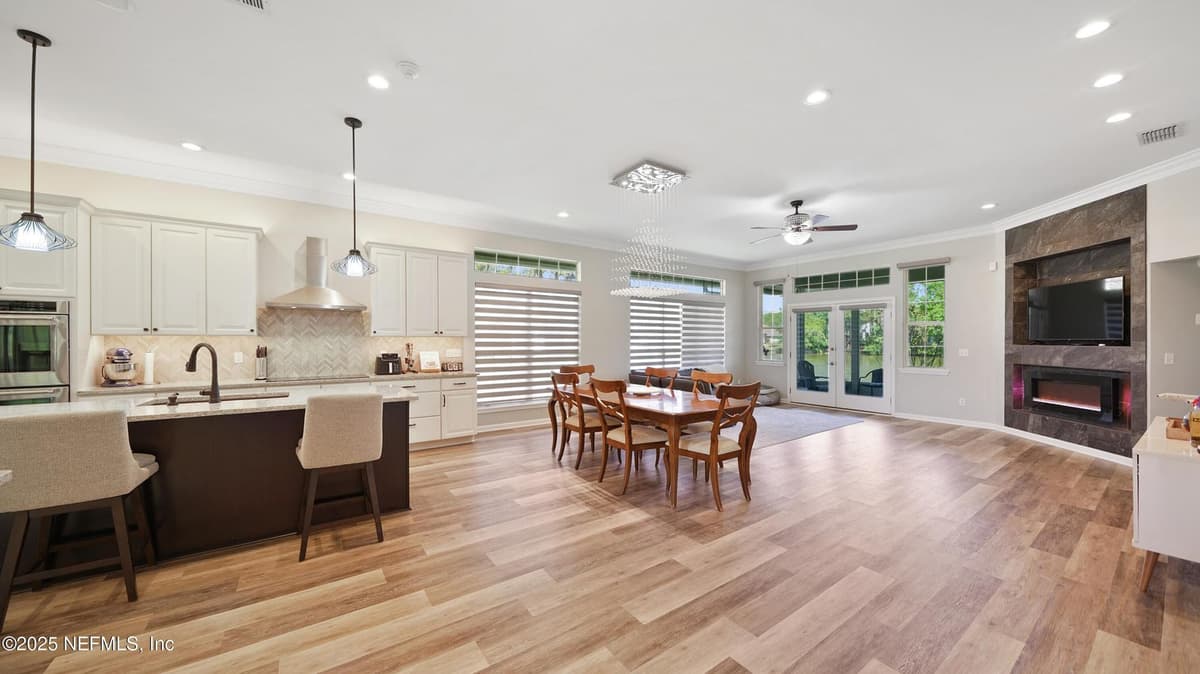 3421 SANCTUARY Boulevard, Jacksonville Beach, FL 32250 2