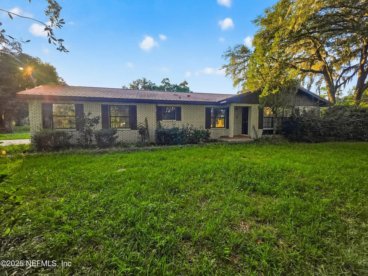 127 SE ANASTASIA Street, Lake City, FL 32025 2