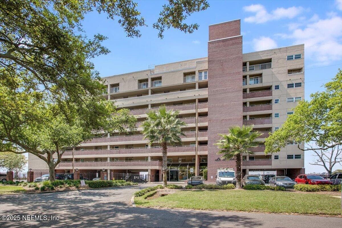 1533 LE BARON Avenue 1533, Jacksonville, FL 32207