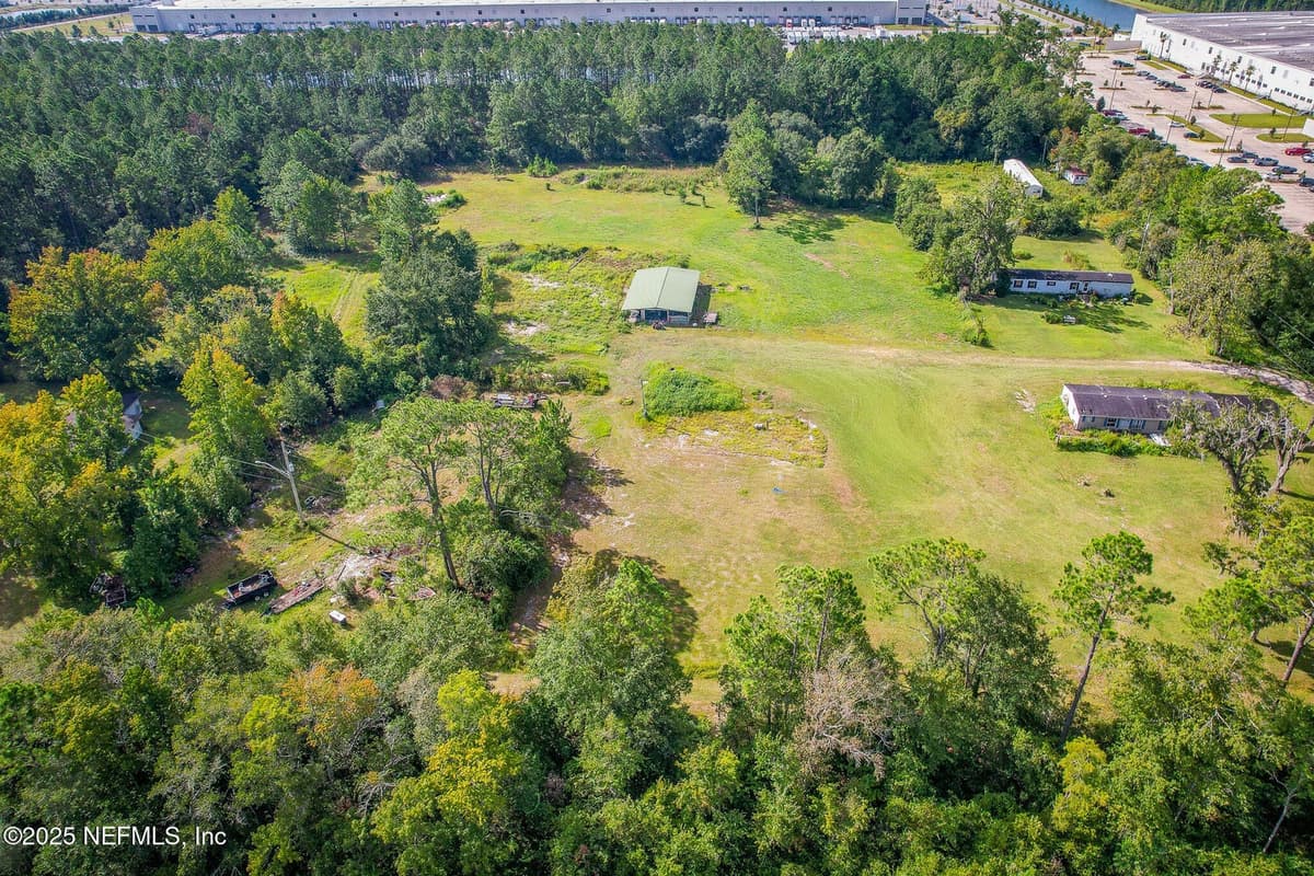 3821 ALCOY Road, Jacksonville, FL 32221 2