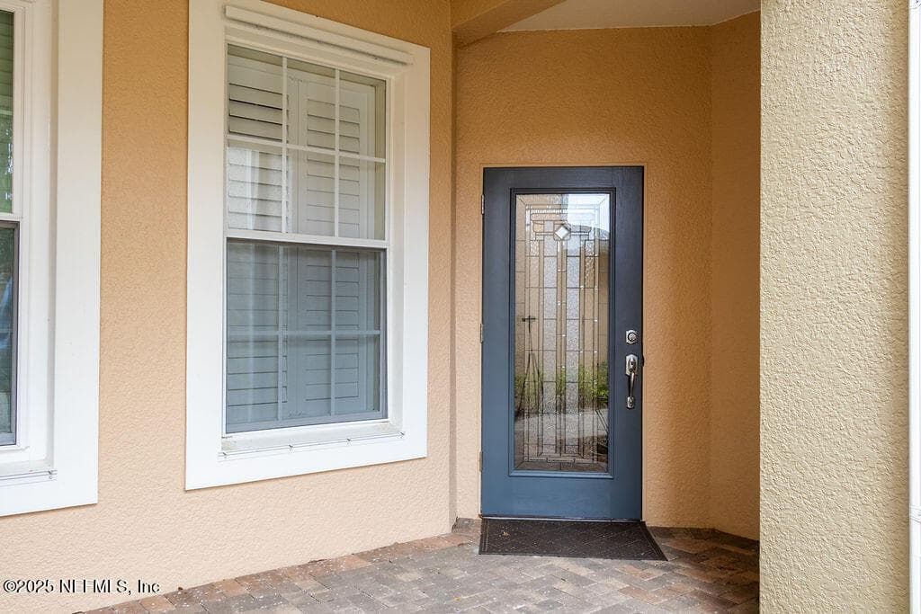 8711 LITTLE SWIFT Circle 24C, Jacksonville, FL 32256 3