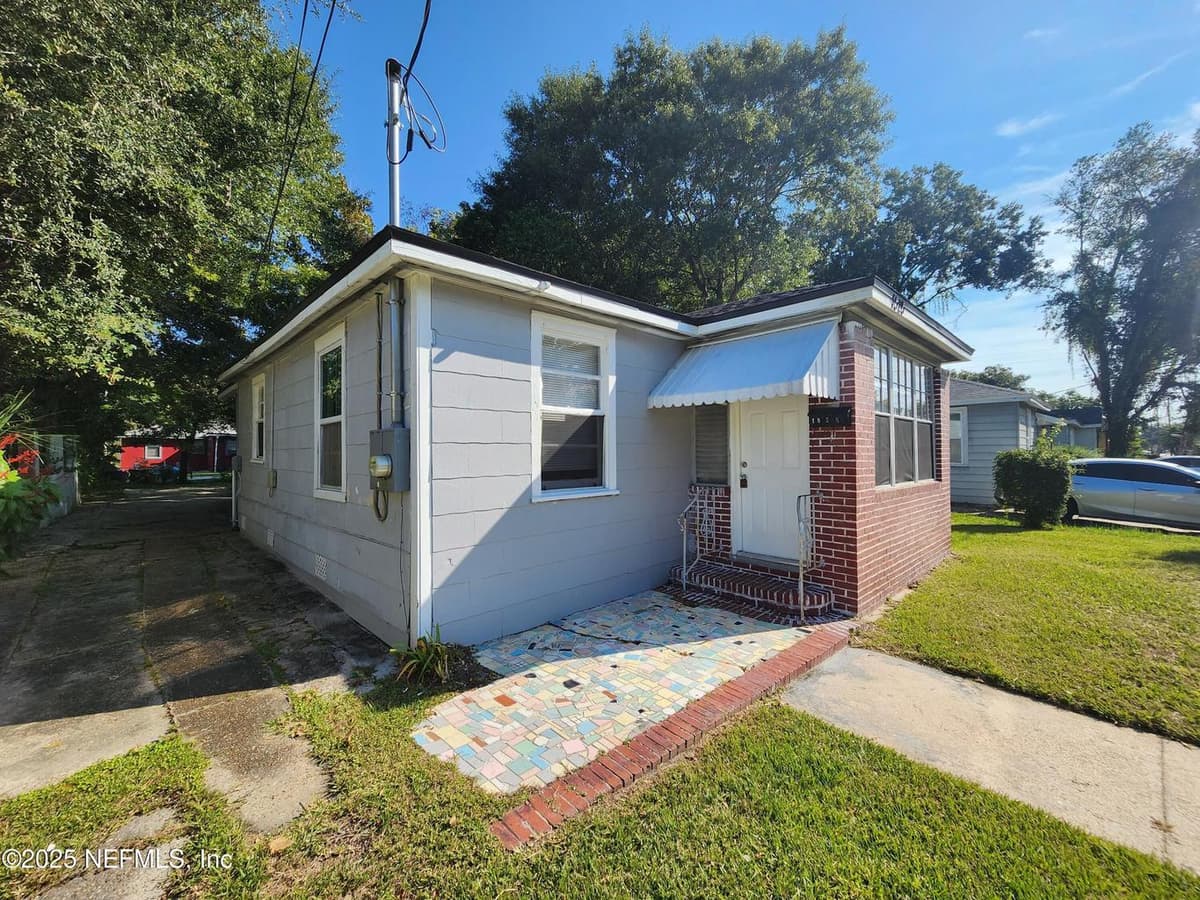1525 9TH Street W, Jacksonville, FL 32209 3