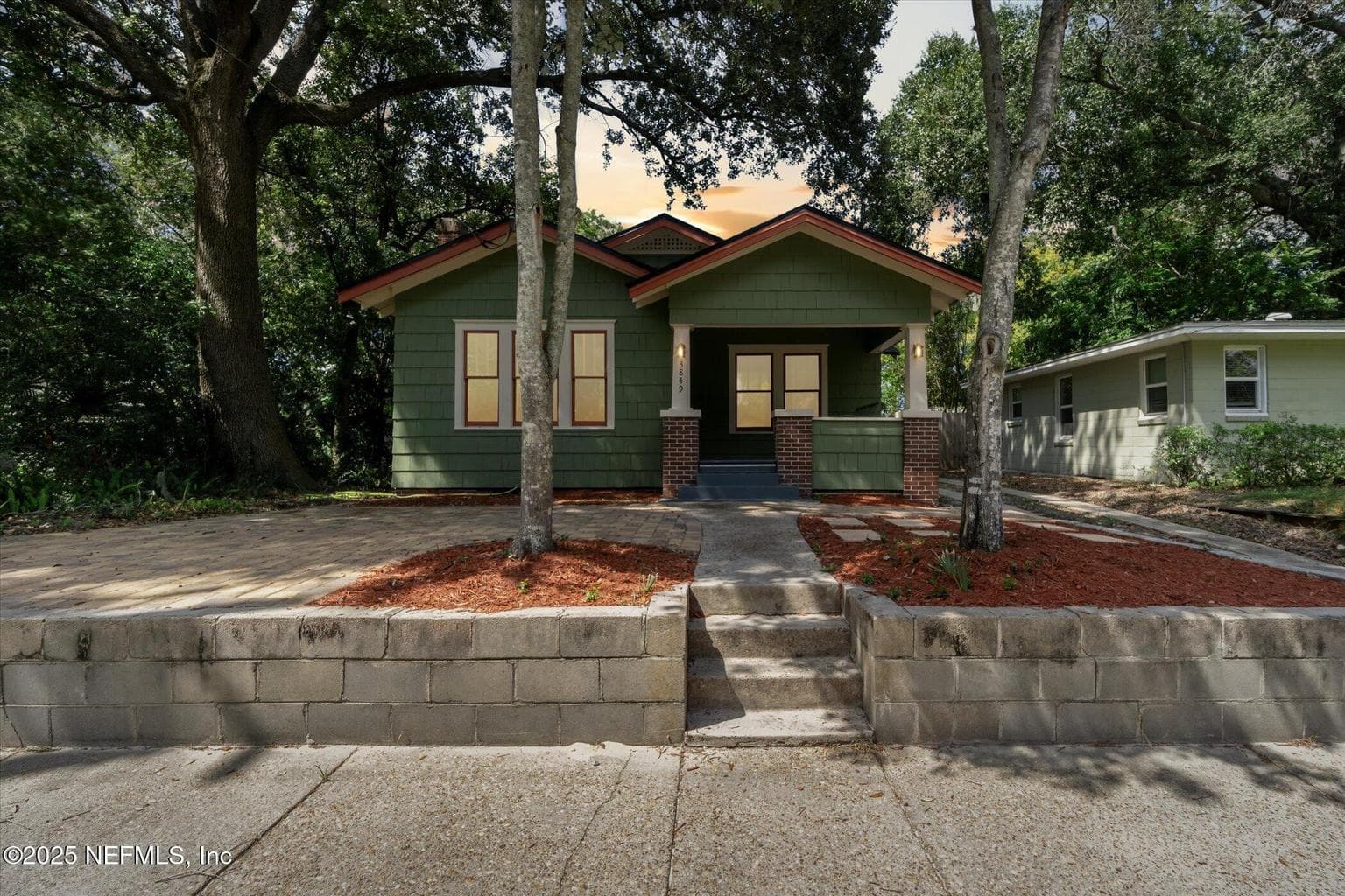 3849 VALENCIA Road, Jacksonville, FL 32205