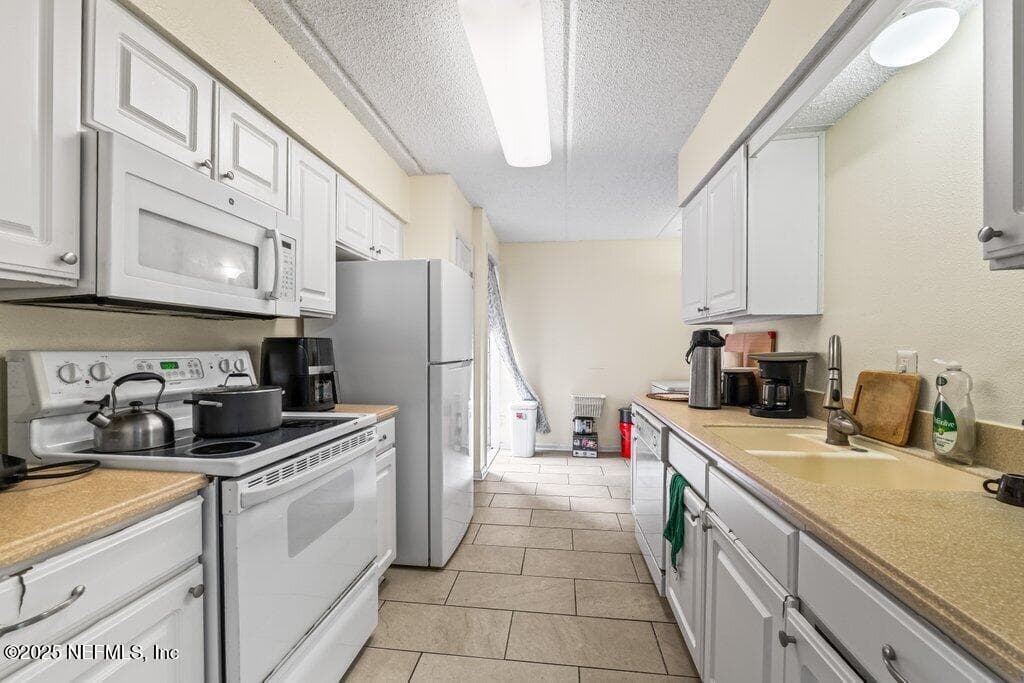 3401 TOWNSEND Boulevard 408, Jacksonville, FL 32277, Jacksonville, FL - photo 2