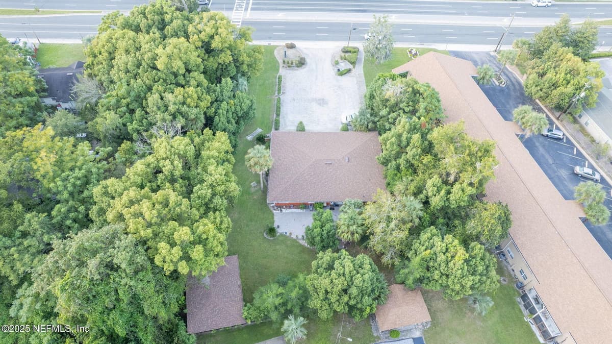 4830 ATLANTIC Boulevard, Jacksonville, FL 32207 2