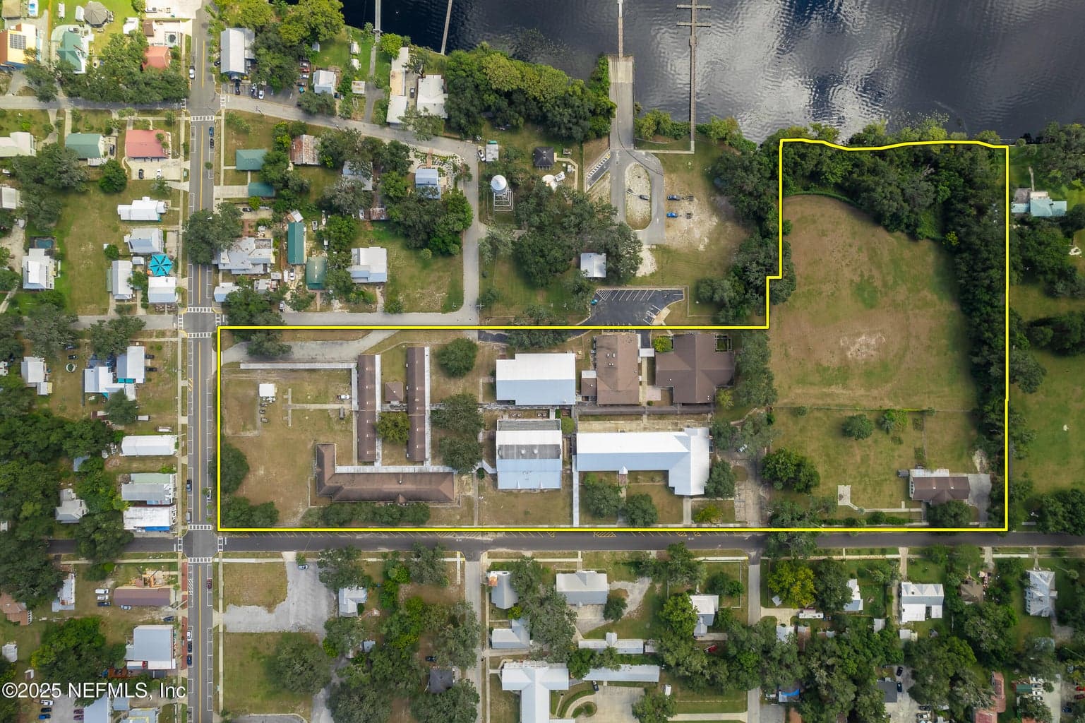 101 S PROSPECT Street, Crescent City, FL 32112