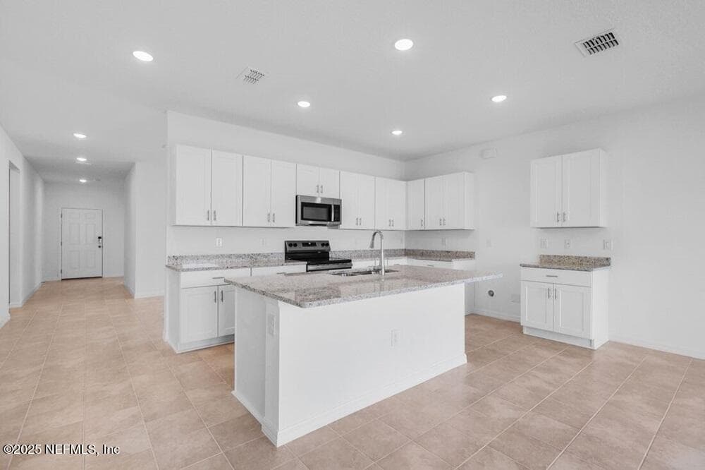 8131 ARCHIBALD Terrace, Jacksonville, FL 32219 2