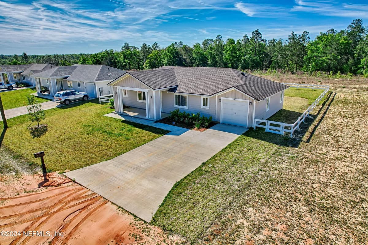 103 MISSOURI Avenue, Hawthorne, FL 32640 2