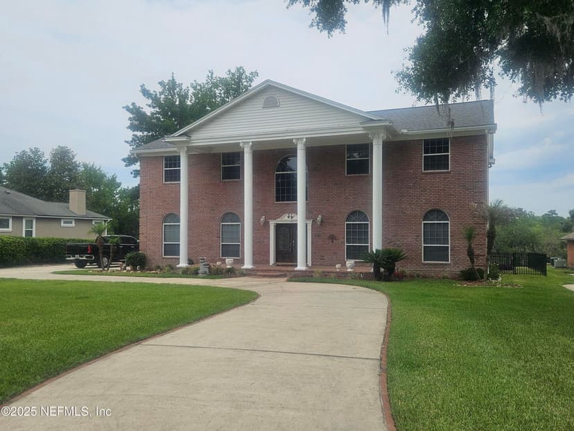 435 LAKE ASBURY Drive, Green Cove Springs, FL 32043