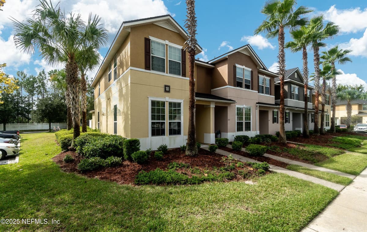 4220 PLANTATION OAKS Boulevard 1811, Orange Park, FL 32065 2