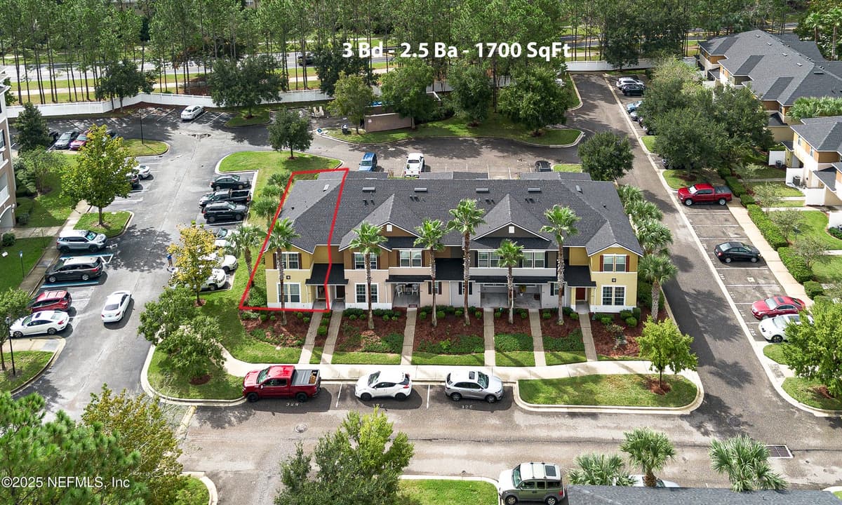 4220 PLANTATION OAKS Boulevard 1811, Orange Park, FL 32065 3