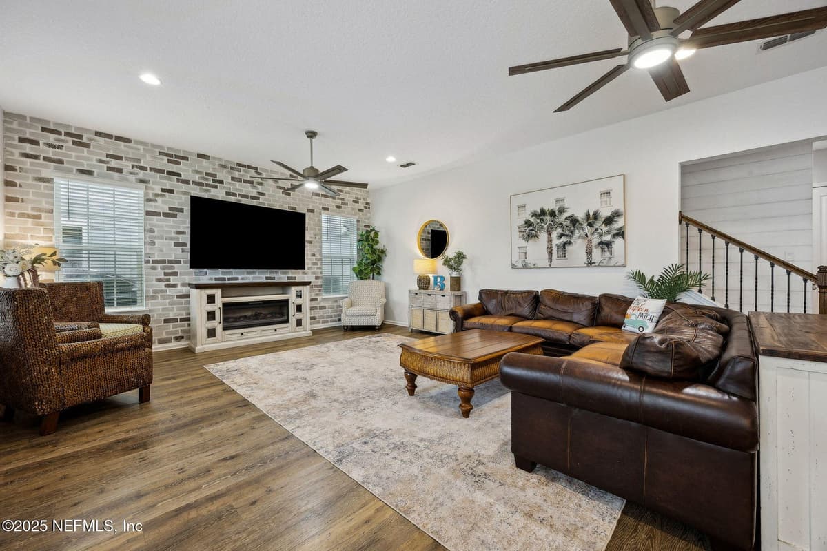 245 MORNING RAY Way, Yulee, FL 32097 3
