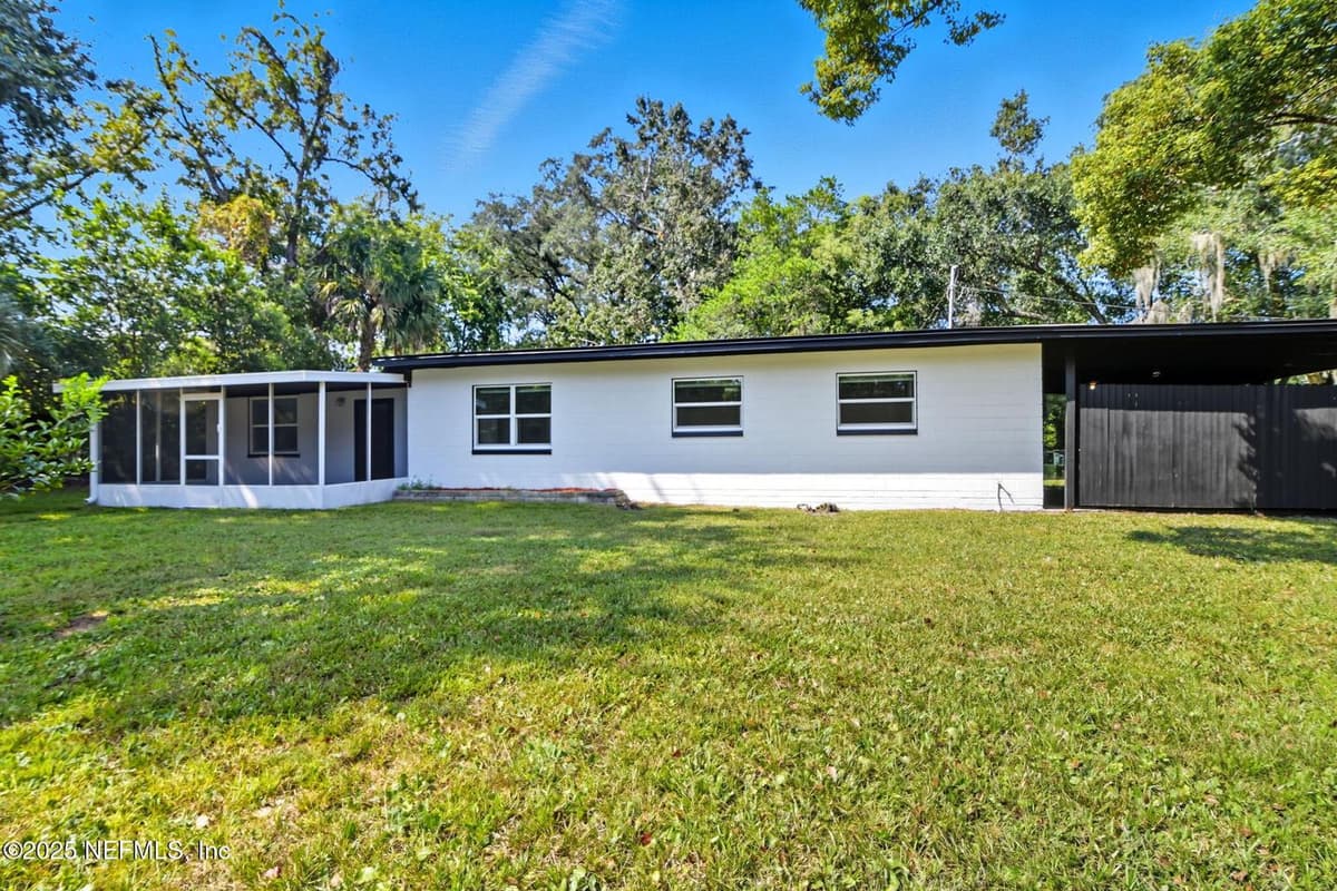 8223 BRACKRIDGE Boulevard S, Jacksonville, FL 32216 3