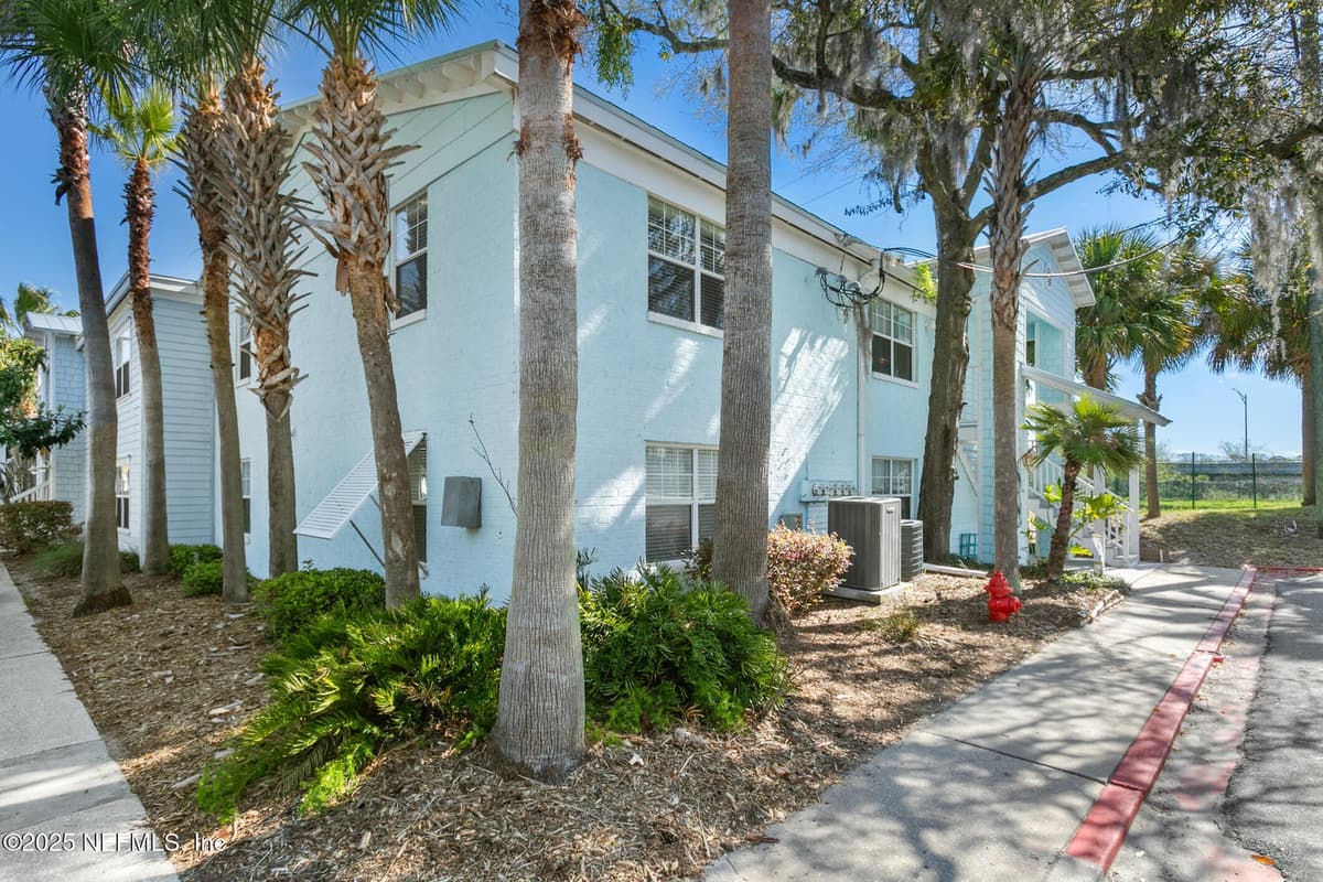 3434 BLANDING Boulevard 201, Jacksonville, FL 32210 3