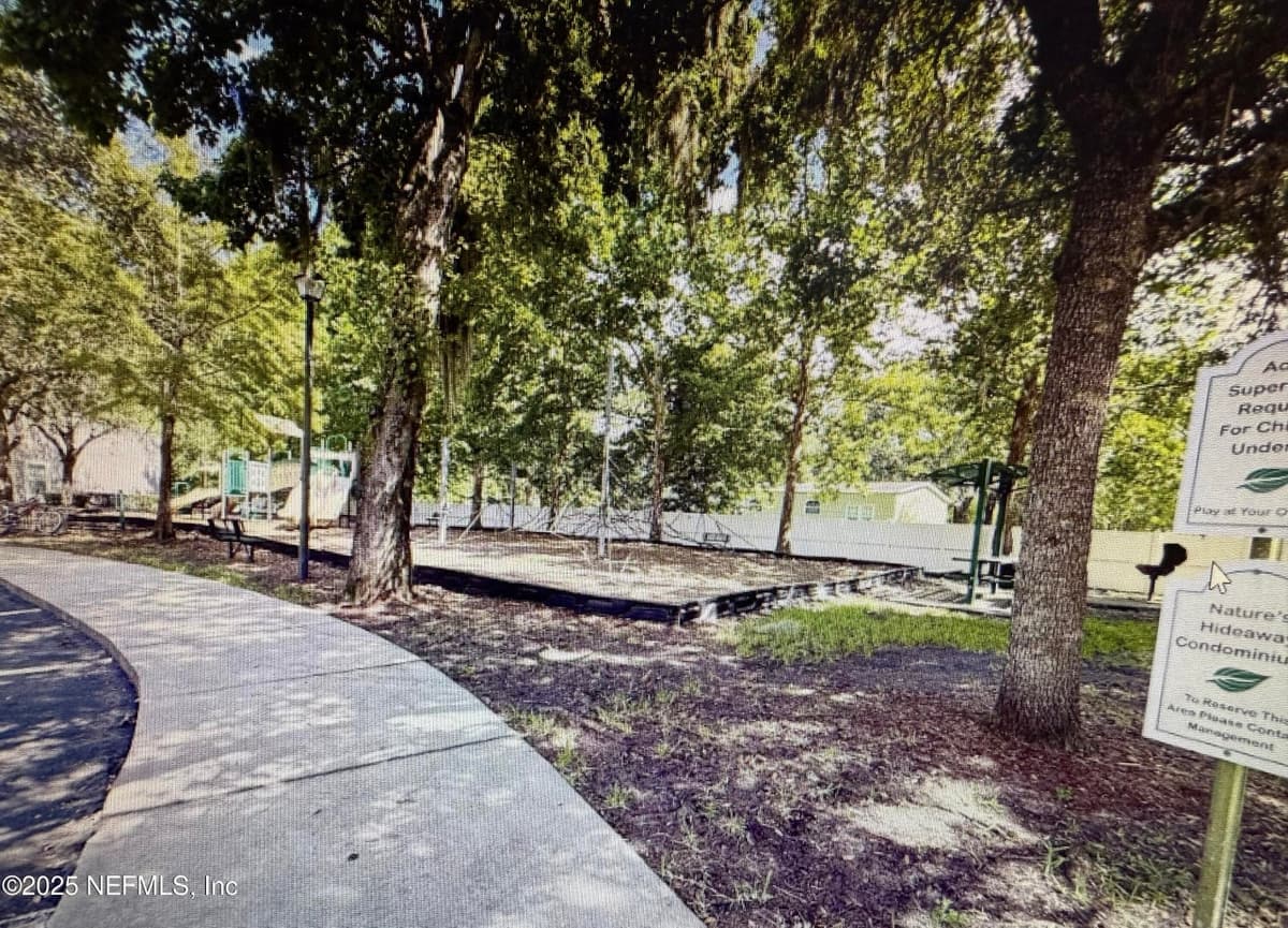 6105 MAGGIES Circle 101, Jacksonville, FL 32244 3