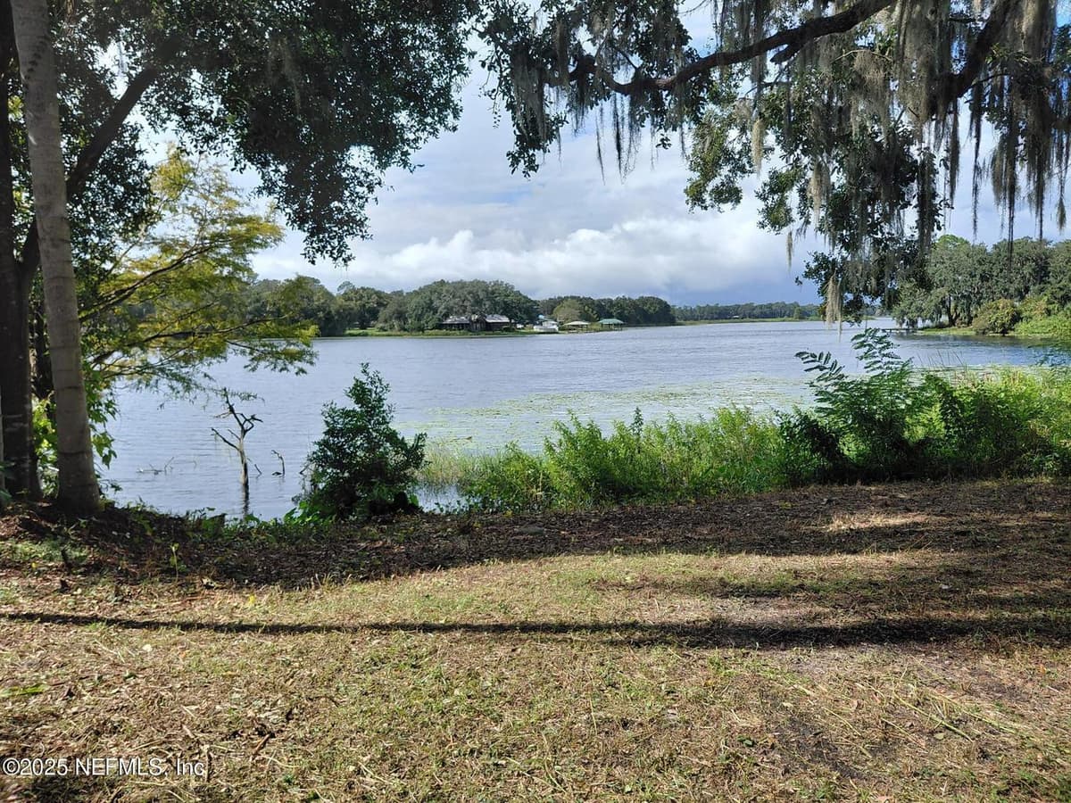232 S MAIN Street, Crescent City, FL 32112 2