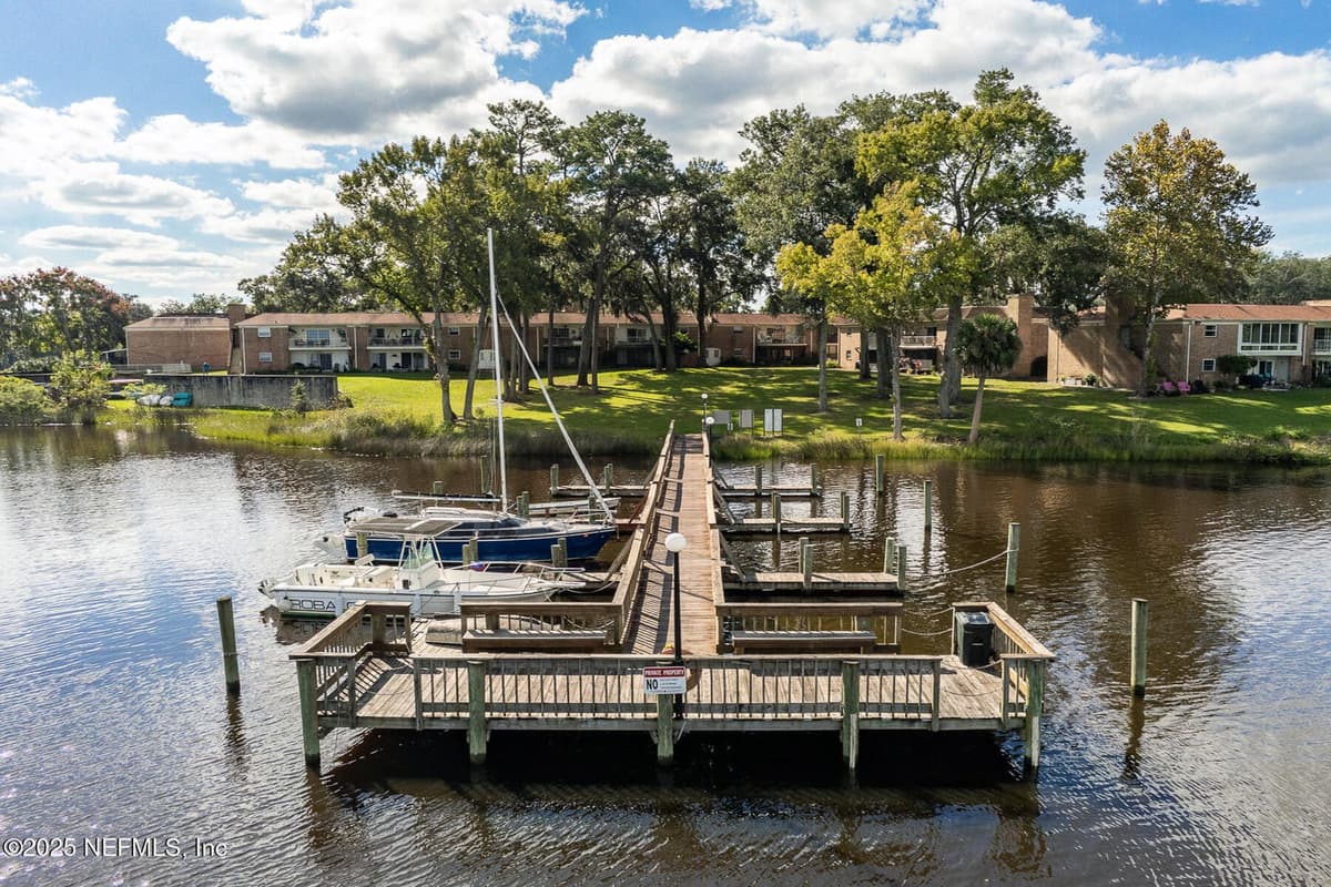 5201 ATLANTIC Boulevard 48, Jacksonville, FL 32207 3