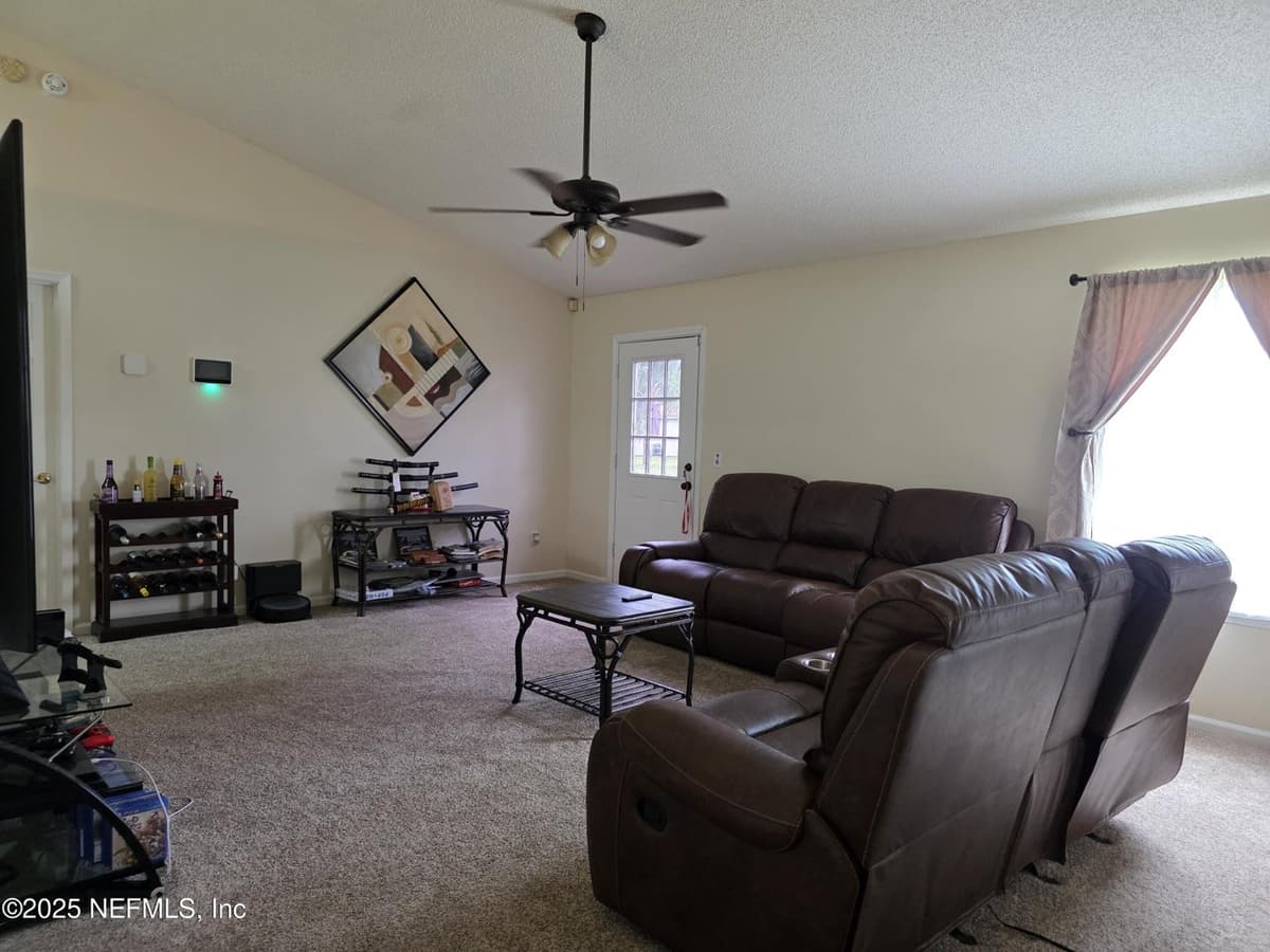11325 BLOSSOM RIDGE Drive, Jacksonville, FL 32218 3