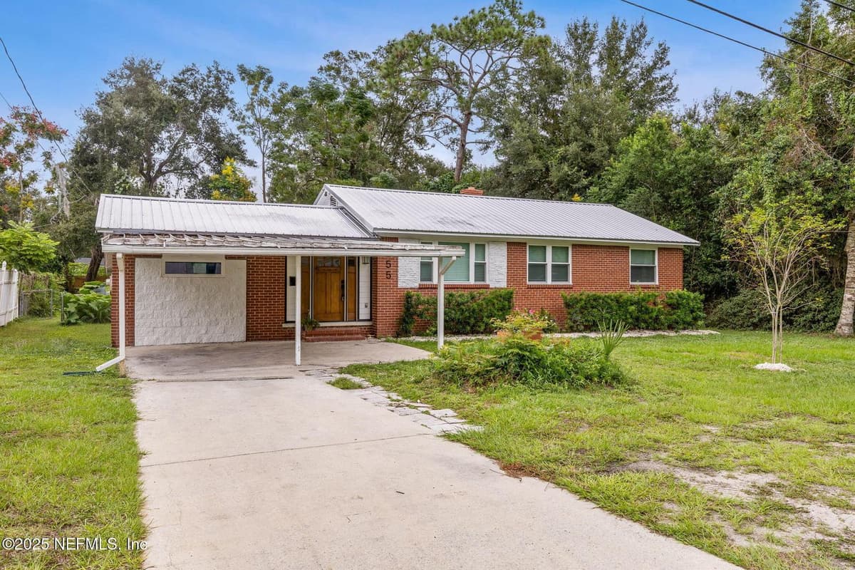 555 GLYNLEA Road, Jacksonville, FL 32216 2