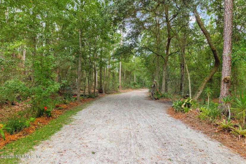 226 EAGLE CREEK Road, Palatka, FL 32043