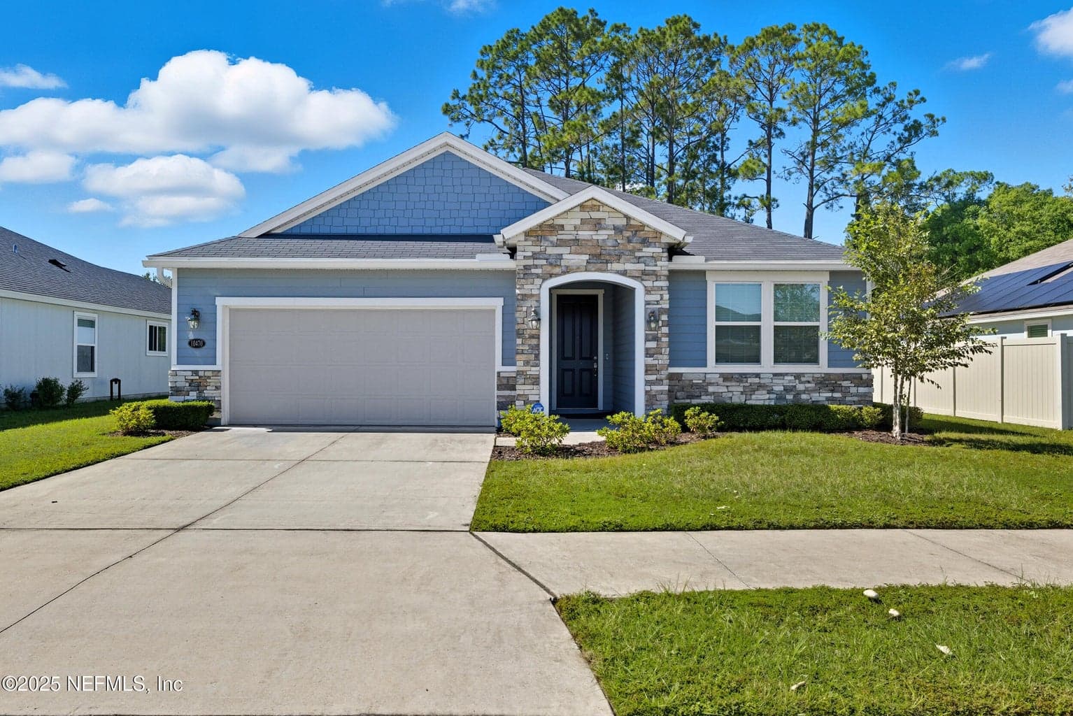 10470 COLLINS FIELD Circle, Jacksonville, FL 32222