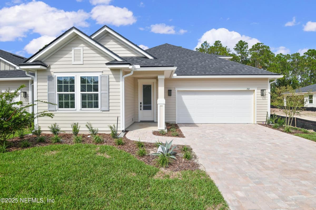 212 THORNBERRY Way, Palm Coast, FL 32164 2