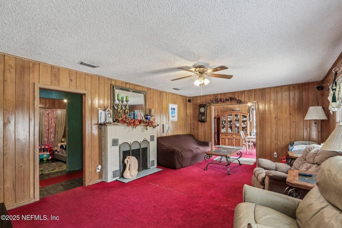 2677 ALTA Circle N, Jacksonville, FL 32226 2