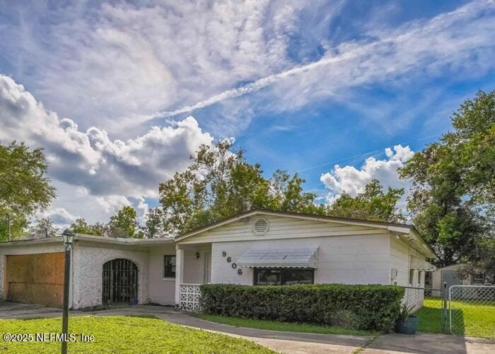 9606 DEVONSHIRE Boulevard, Jacksonville, FL 32208