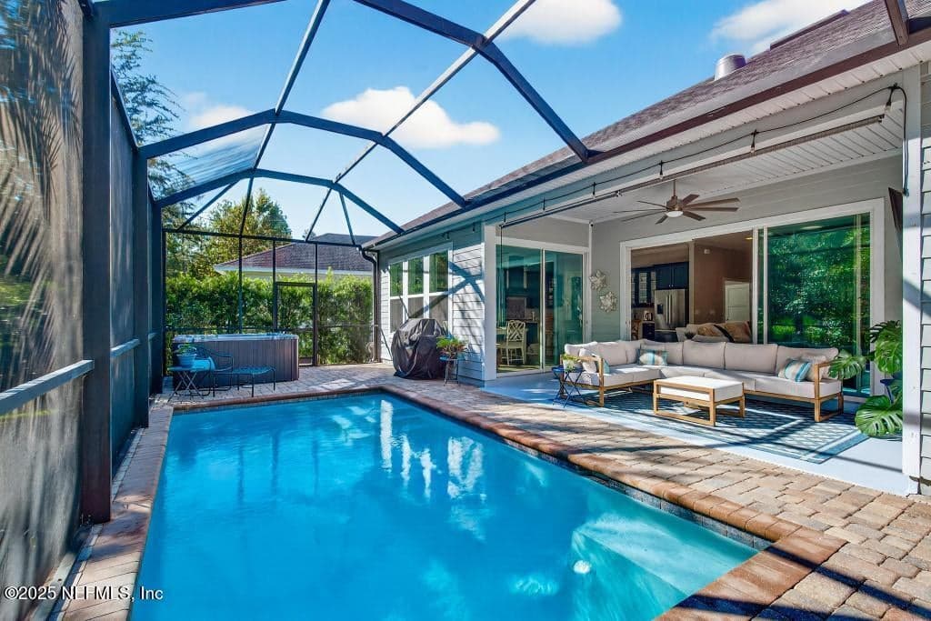 215 VALLEY GROVE Drive, Ponte Vedra, FL 32081 2