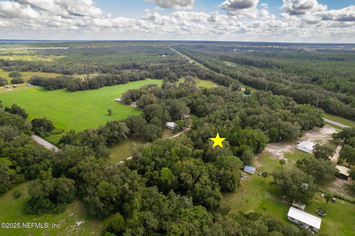 1558 HIGHWAY 17, Pomona Park, FL 32181 3