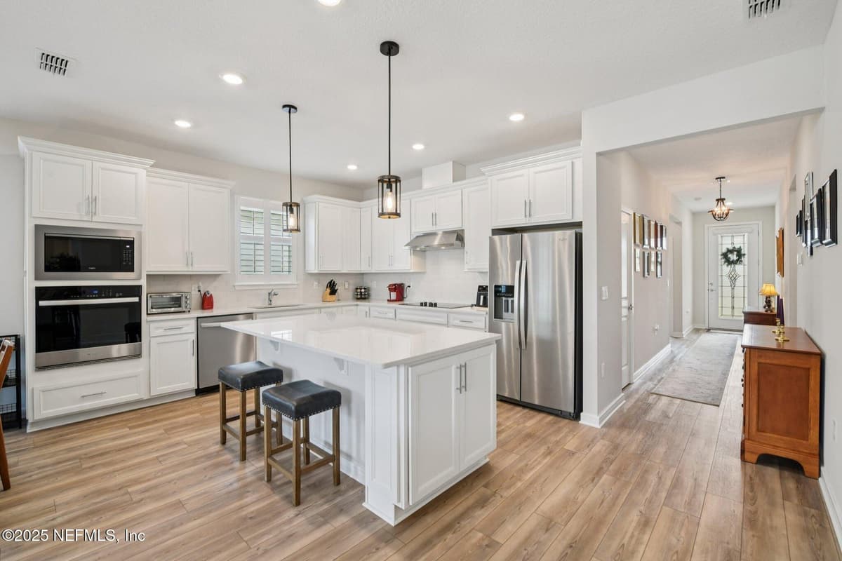 3086 GREEN PARK Drive, DeLand, FL 32724 2