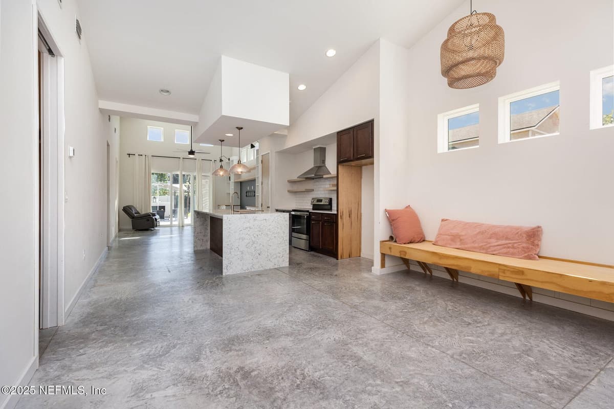 4176 EMILIO Lane, Jacksonville, FL 32226 3