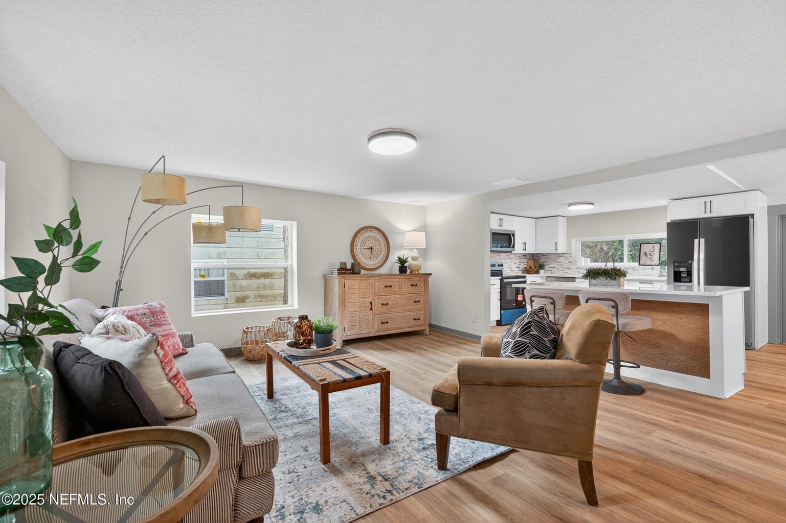 323 N 8TH Street, Fernandina Beach, FL 32034