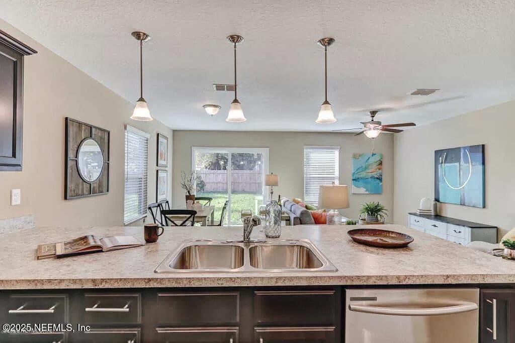 1308 LAKE SHORE Boulevard, Jacksonville, FL 32205 2